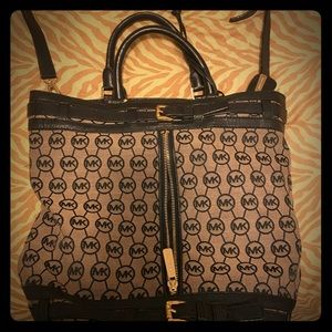 Micheal Kors tote